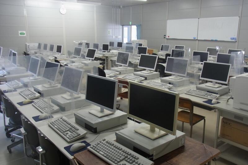 コンピューター室