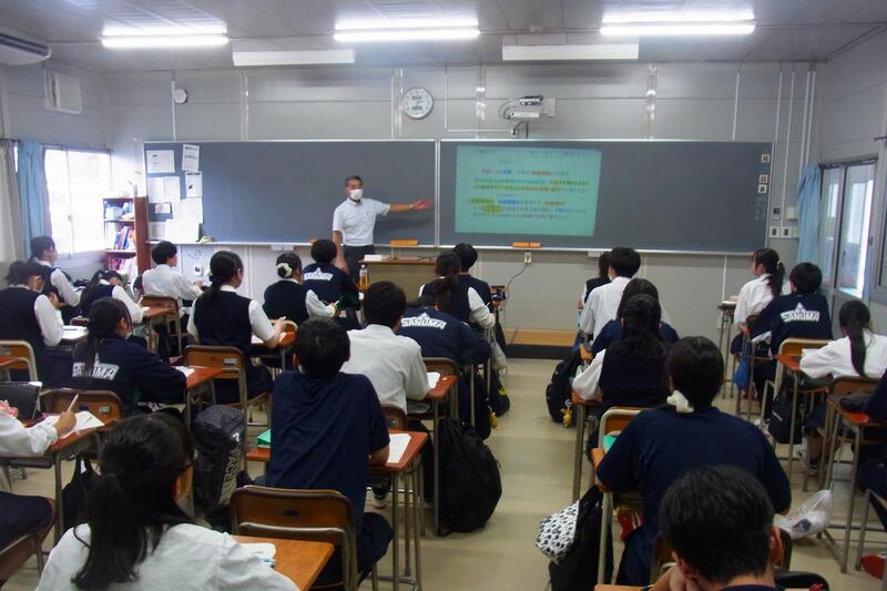 教育の現状と課題に向き合う教師