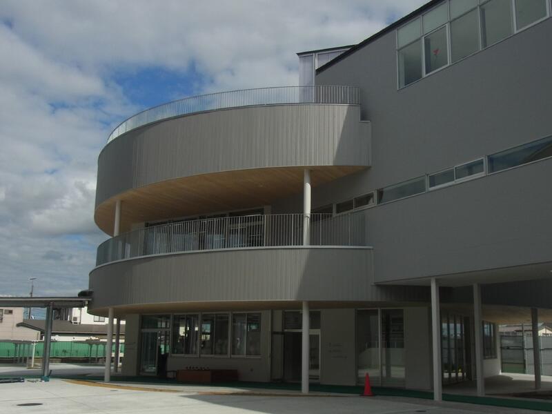 東棟(アートコモンズ）